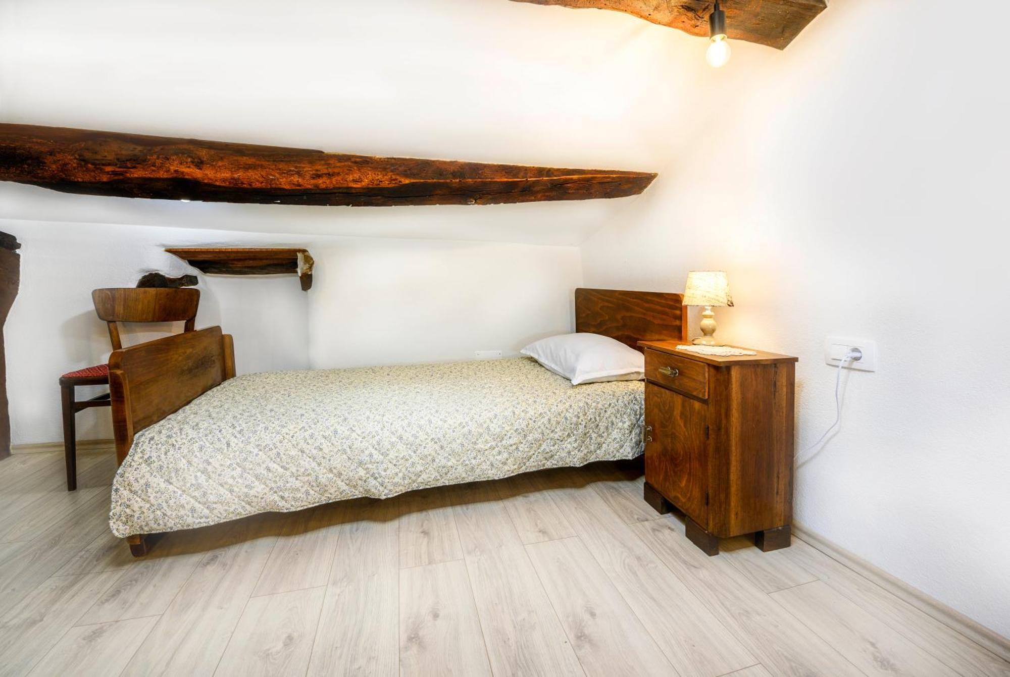 Apartman Studio Baladur Roc ภายนอก รูปภาพ